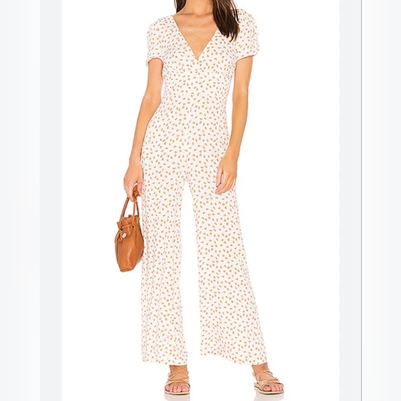 Free People NWT Mia Short Sleeve Jumpsuit Size 2. - Picture 1 of 16